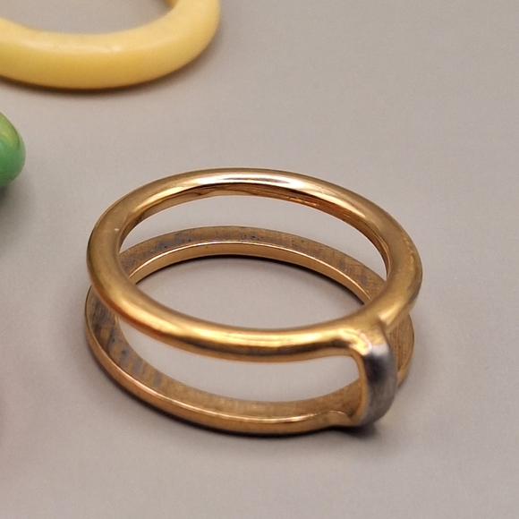 Vintage Avon Color Go Round Interchangeable Lucite Band Ring Full Set –Sz 7- 70s - Picture 2 of 16